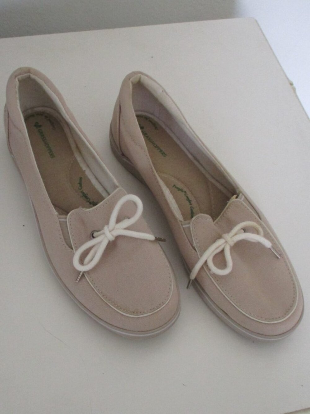 Grasshoppers Womens Linen Canvas Flat Casual Loafer - Size 9M